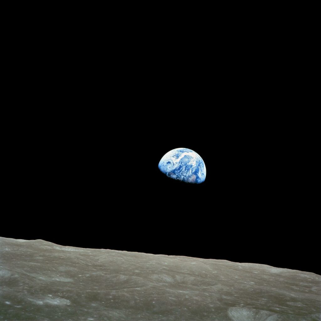 Earth Rise 1968 Photo